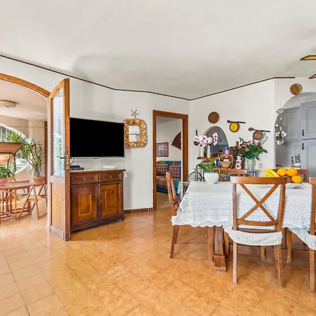 Casa Delle Stelle Holiday home *